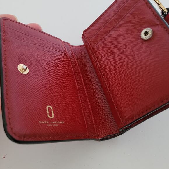 MARC JACOBS Logo The Snapshot Medium Bifold Wallet Black Red Leather 3in1 Compac - Picture 4 of 10